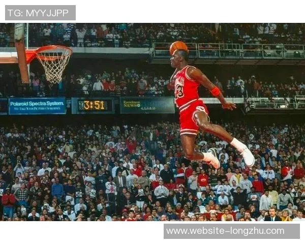 乔丹传奇：从篮球之神到全球文化偶像的辉煌旅程