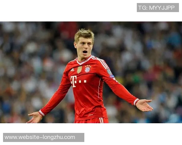 克罗斯领衔球队新篇章展望未来足球之路与个人职业生涯的精彩交织